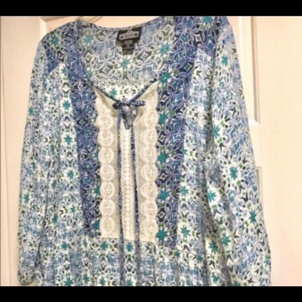 High low Women blouse size XL